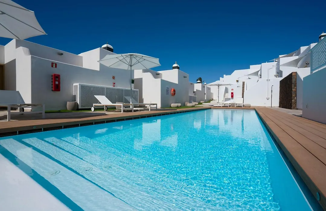 La Concha Boutique Apartments - Adults Only-1